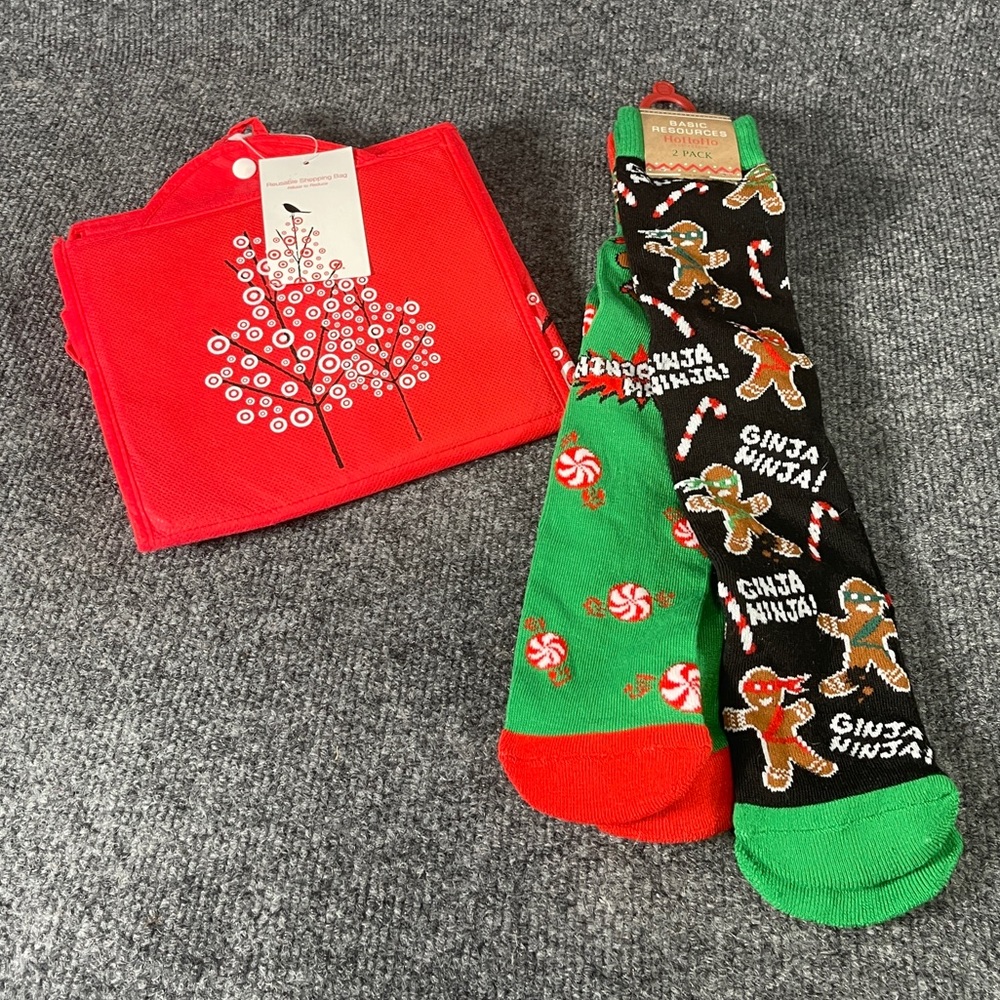 *NWT Bundle Christmas Holiday Sale
